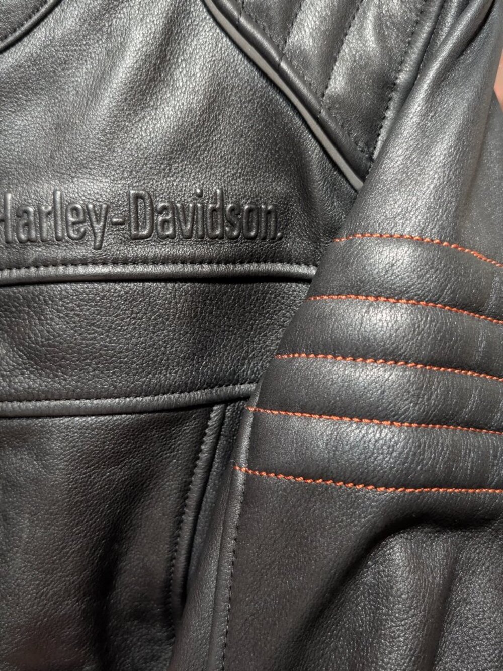 Harley-Davidson Women's Leather Riding Jacket - Size L (98004-22VW) - Picture 5 of 15